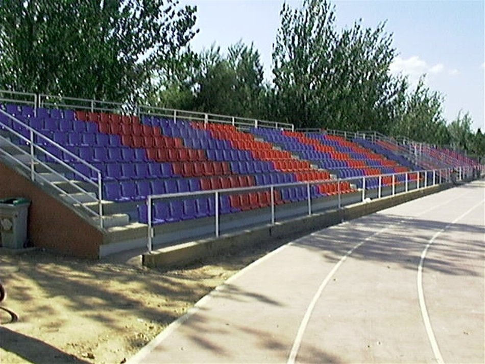 95-99poliesportiu01