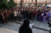 Concentració i acte homenatge a les víctimes de la violència de gènere PB234333